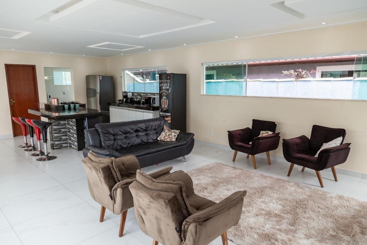 Casa Com Piscina Armacao De Holiday home *